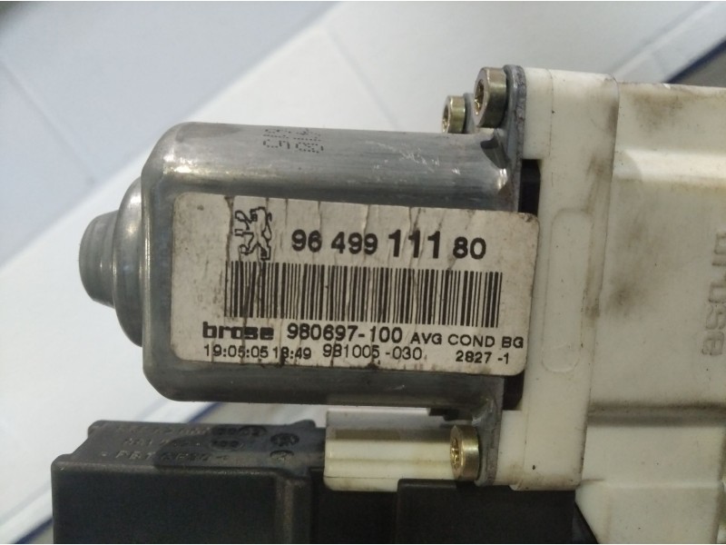 Recambio de motor elevalunas delantero izquierdo para peugeot 307 (s1) 1.6 hdi | 0.01 - 0.05 1.6 hdi | 0.01 - 0.05 referencia OE