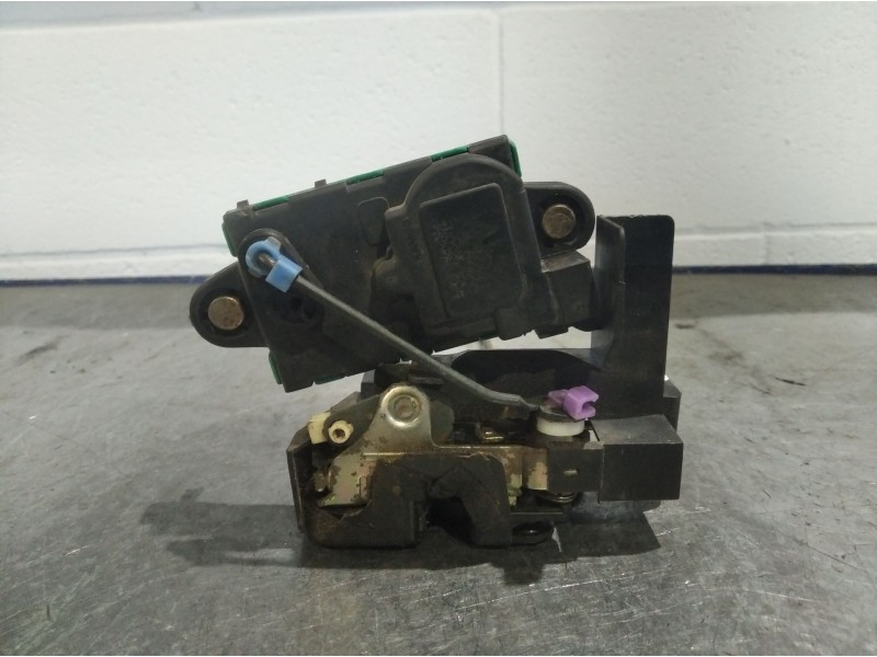 Recambio de cerradura puerta delantera izquierda para hyundai coupe (j2) 1.6 fx coupe | 06.97 - ... 1.6 fx coupe | 06.97 - ... r