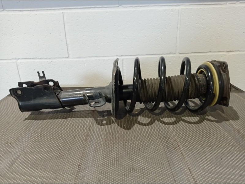 Recambio de amortiguador delantero izquierdo para nissan qashqai (j10)  | 0.07 - ...  | 0.07 - ... referencia OEM IAM    Recambio de amortiguador delantero izquierdo para nissan qashqai (j10)  | 0.07 - ...  | 0.07 - ... referencia OEM IAM