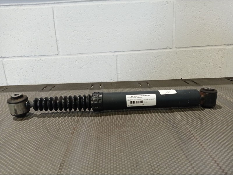 Recambio de amortiguador trasero para peugeot 207 confort 1.4 vti 16v 95 referencia OEM IAM   