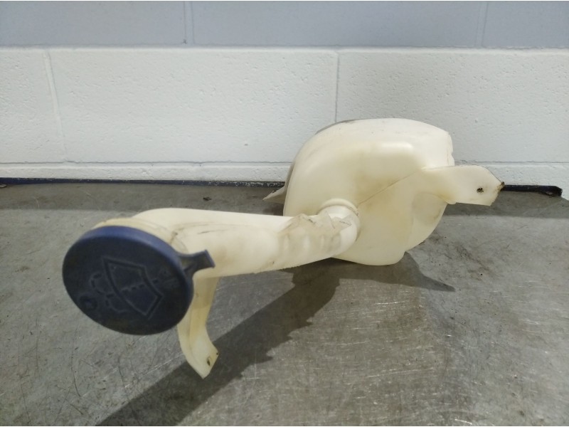 Recambio de deposito limpia para peugeot partner referencia OEM IAM    Recambio de deposito limpia para peugeot partner referencia OEM IAM