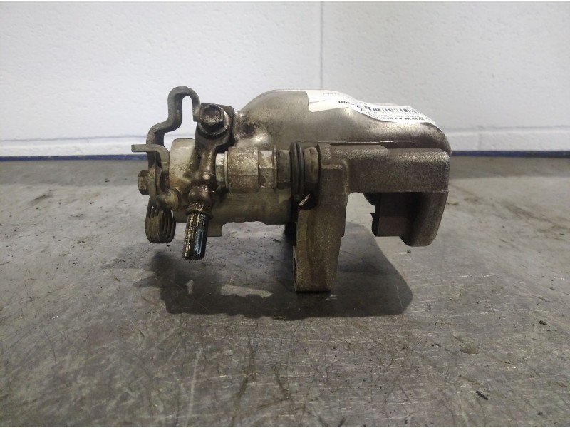 Recambio de pinza freno trasera izquierda para opel astra gtc 1.9 cdti referencia OEM IAM    Recambio de pinza freno trasera izquierda para opel astra gtc 1.9 cdti referencia OEM IAM