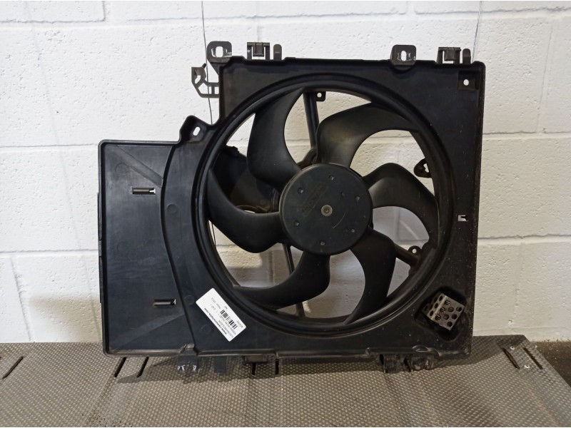 Recambio de electroventilador para nissan micra (k12e)  | 0.02 - ...  | 0.02 - ... referencia OEM IAM    Recambio de electroventilador para nissan micra (k12e)  | 0.02 - ...  | 0.02 - ... referencia OEM IAM