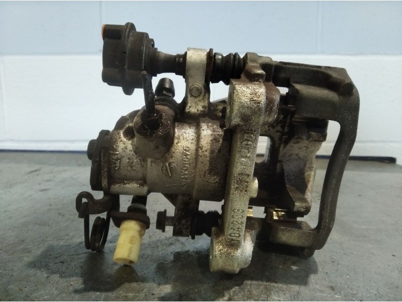 Recambio de pinza freno trasera izquierda para peugeot 207 confort 1.4 vti 16v 95 referencia OEM IAM   