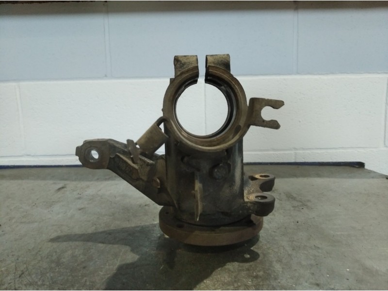 Recambio de mangueta delantera derecha para citroen xsara coupe 1.9 td vts referencia OEM IAM    Recambio de mangueta delantera derecha para citroen xsara coupe 1.9 td vts referencia OEM IAM