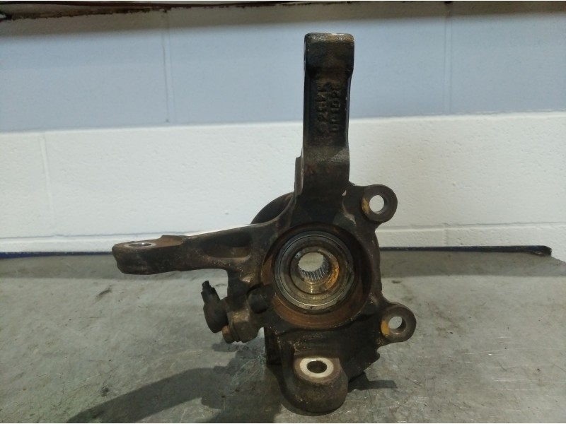 Recambio de mangueta delantera izquierda para nissan almera tino (v10m) básico | 0.00 - ... básico | 0.00 - ... referencia OEM I