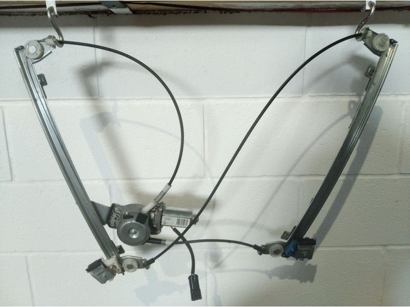 Recambio de elevalunas delantero derecho para ford focus berlina (cak) 1.6 16v cat | 0.98 - ... 1.6 16v cat | 0.98 - ... referen