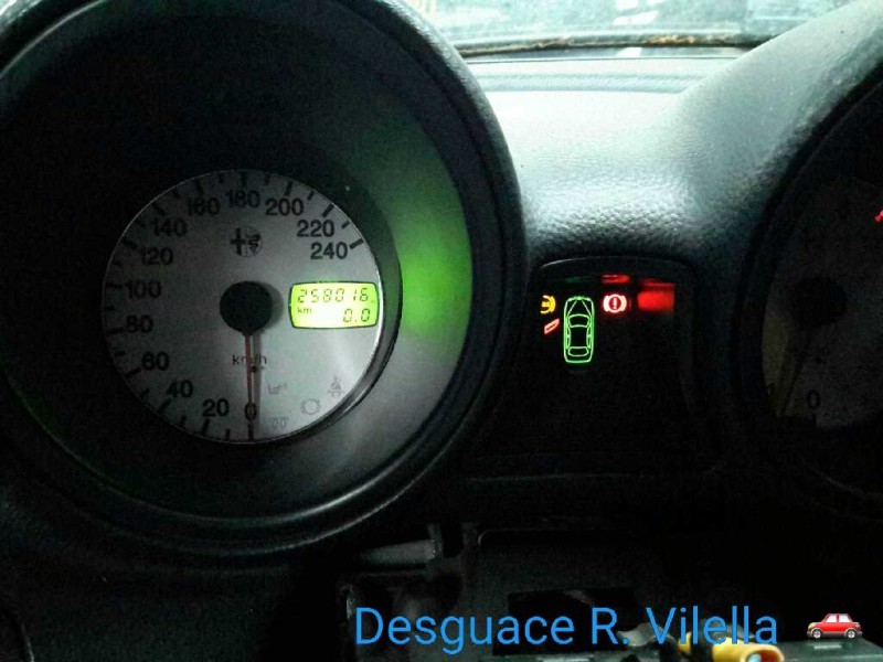 alfa romeo 156 (116) 2.4 jtd distinctive | 11.97 - 12.00 del año 2000 alfa romeo 156 (116) 2.4 jtd distinctive | 11.97 - 12.00 del año 2000