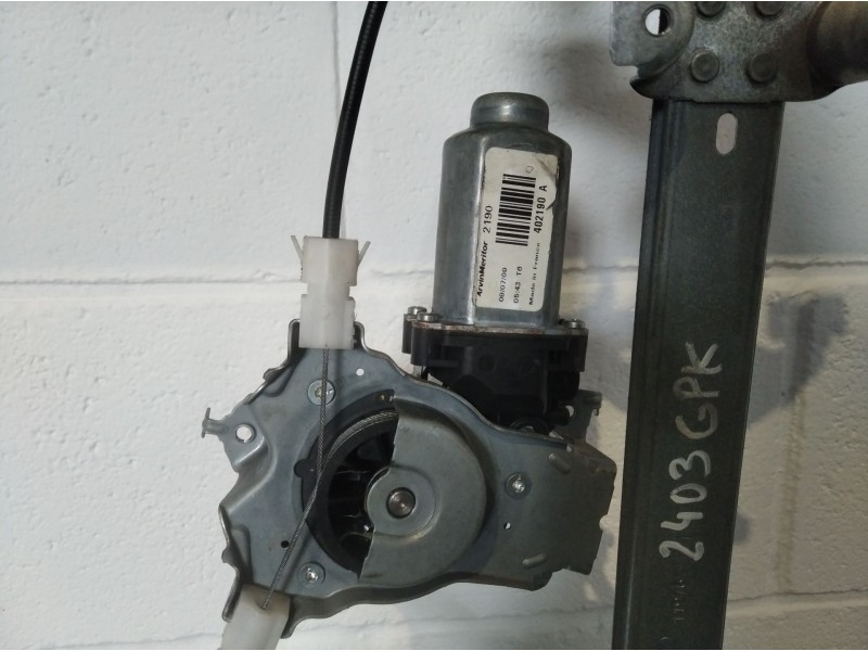 Recambio de elevalunas trasero derecho para nissan qashqai (j10)  | 0.07 - ...  | 0.07 - ... referencia OEM IAM    Recambio de elevalunas trasero derecho para nissan qashqai (j10)  | 0.07 - ...  | 0.07 - ... referencia OEM IAM