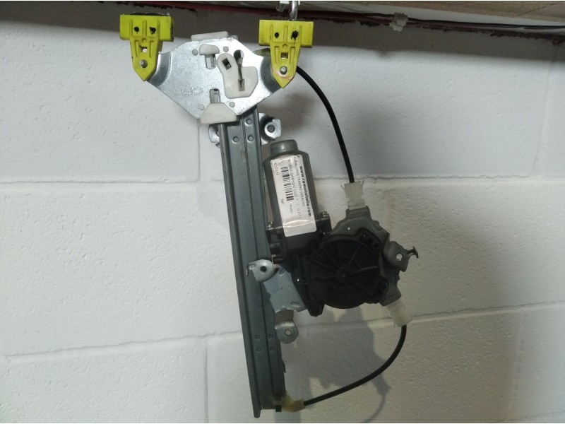 Recambio de elevalunas trasero derecho para nissan qashqai (j10)  | 0.07 - ...  | 0.07 - ... referencia OEM IAM    Recambio de elevalunas trasero derecho para nissan qashqai (j10)  | 0.07 - ...  | 0.07 - ... referencia OEM IAM