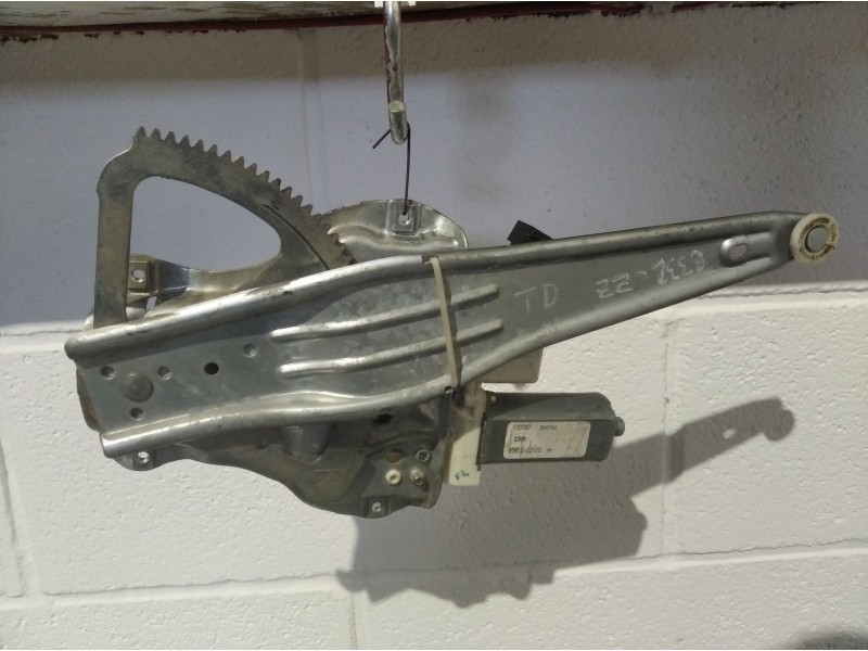 Recambio de elevalunas trasero derecho para toyota corolla (e12)  | 0.02 - 0.07  | 0.02 - 0.07 referencia OEM IAM   