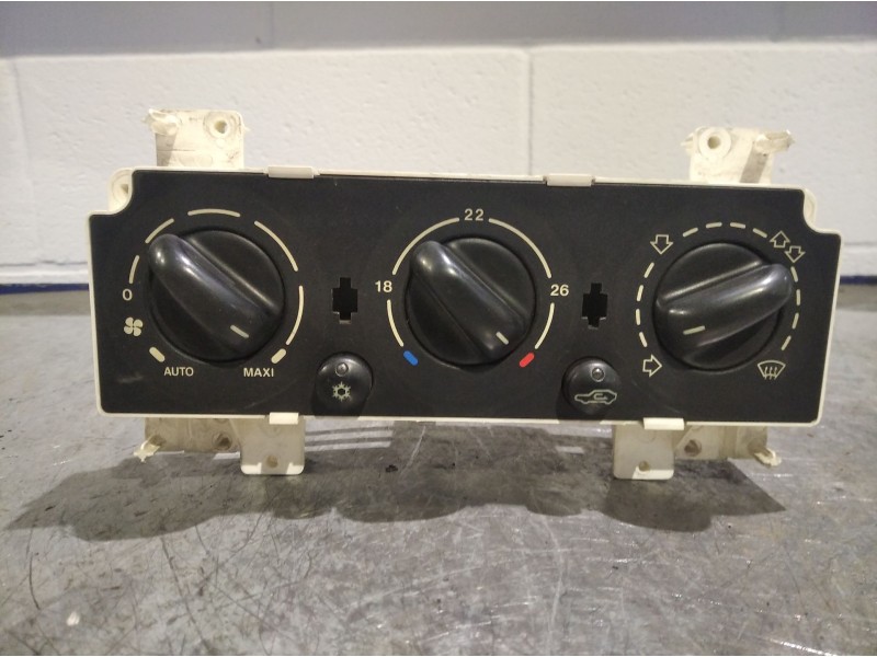 Recambio de mando calefaccion aire acondicionado para citroen xsara 1.9 td lx referencia OEM IAM   