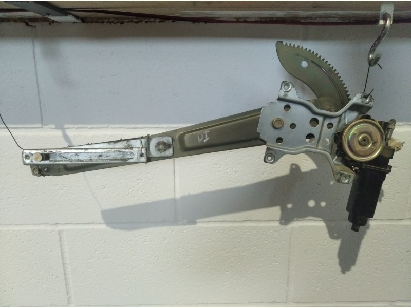 Recambio de elevalunas delantero izquierdo para daihatsu feroza feroza 16v. dx referencia OEM IAM   