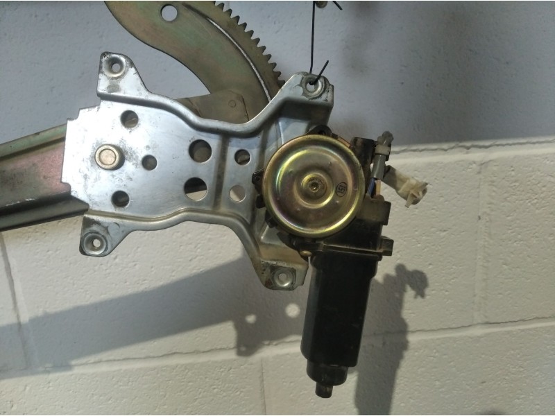 Recambio de elevalunas delantero izquierdo para daihatsu feroza feroza 16v. dx referencia OEM IAM   