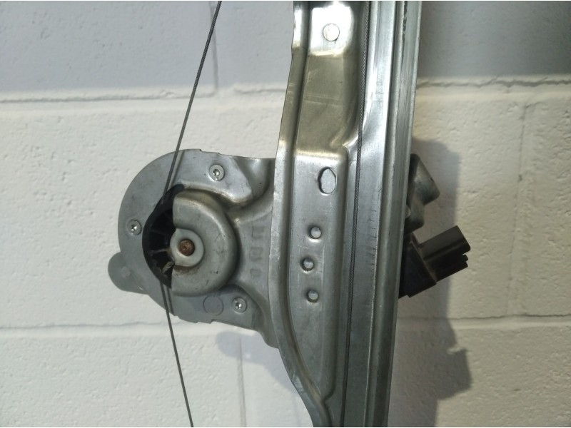 Recambio de elevalunas delantero izquierdo para renault modus referencia OEM IAM   