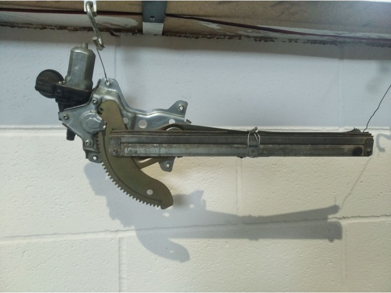 Recambio de elevalunas delantero izquierdo para suzuki swift berlina (mz)  | 0.05 - ... swift berlina (mz)  | 0.05 - ... referen