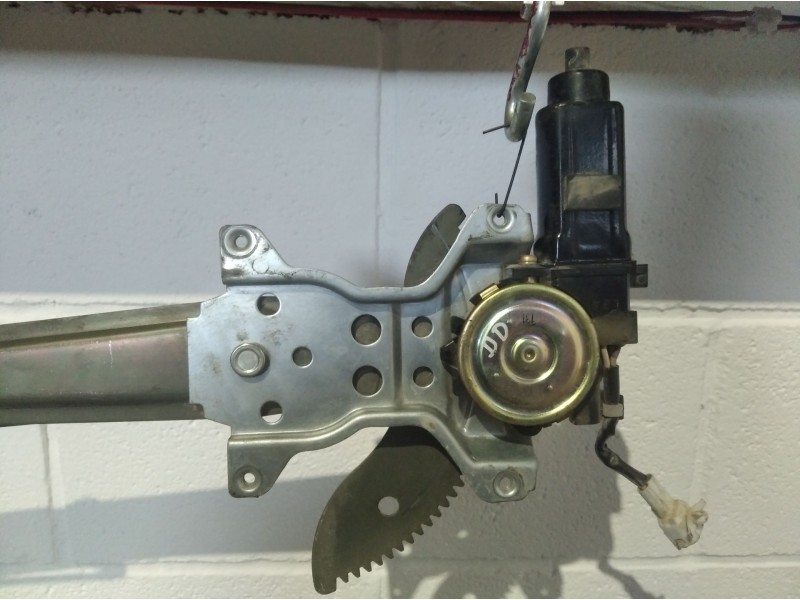 Recambio de elevalunas delantero derecho para daihatsu feroza feroza 16v. dx referencia OEM IAM   