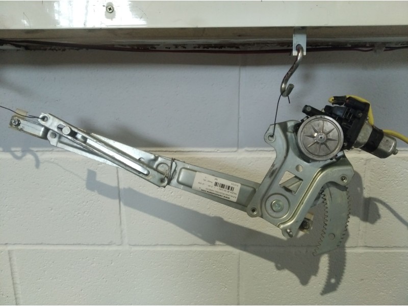 Recambio de elevalunas delantero derecho para mazda bt-50 (un)  | 0.06 - ...  | 0.06 - ... referencia OEM IAM    Recambio de elevalunas delantero derecho para mazda bt-50 (un)  | 0.06 - ...  | 0.06 - ... referencia OEM IAM