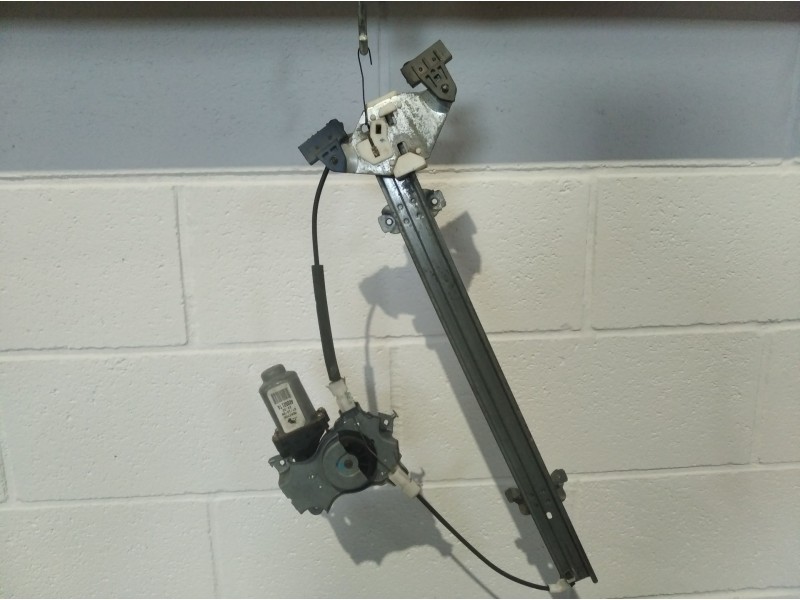 Recambio de elevalunas delantero izquierdo para nissan almera tino (v10m) básico | 0.00 - ... básico | 0.00 - ... referencia OEM