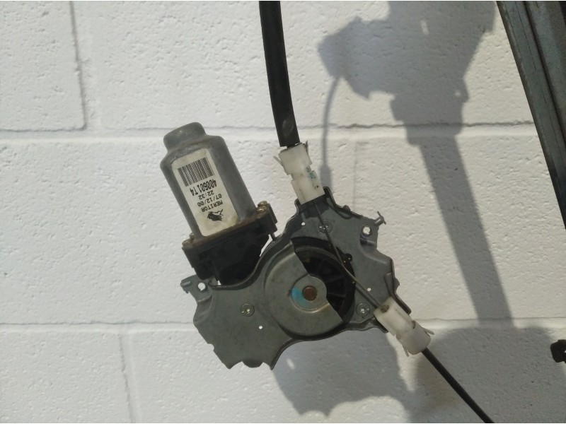 Recambio de elevalunas delantero izquierdo para nissan almera tino (v10m) básico | 0.00 - ... básico | 0.00 - ... referencia OEM
