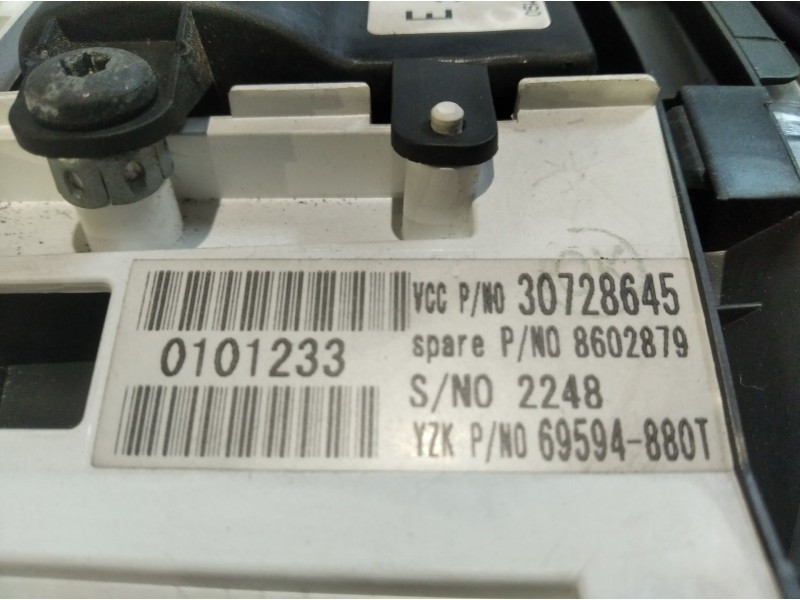 Recambio de cuadro instrumentos para volvo v50 familiar  | 0.04 - ...  | 0.04 - ... referencia OEM IAM 30728645  