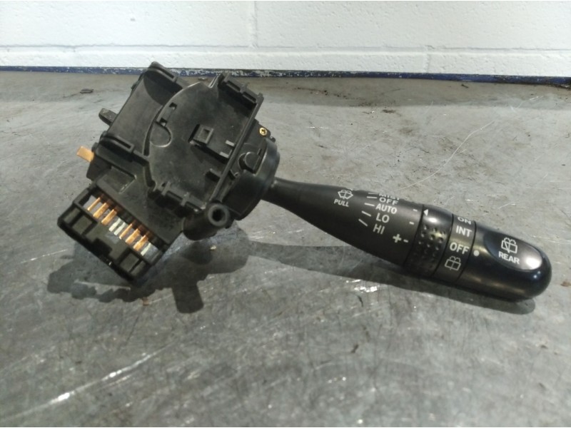 Recambio de mando limpia para toyota corolla (e12)  | 0.02 - 0.07  | 0.02 - 0.07 referencia OEM IAM   