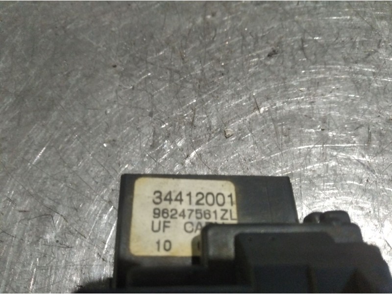 Recambio de mando limpia para citroen xsara 1.9 td lx referencia OEM IAM   