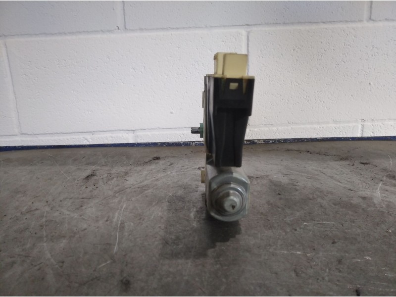 Recambio de motor elevalunas delantero derecho para peugeot 307 break/sw (s2)  | 0.05 - 0.08  | 0.05 - 0.08 referencia OEM IAM  