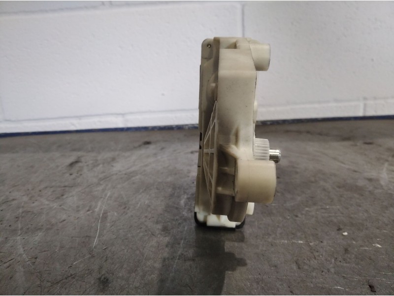 Recambio de motor elevalunas delantero izquierdo para volkswagen golf iv variant (1j5)  | 0.99 - 0.04 golf iv variant (1j5)  | 0