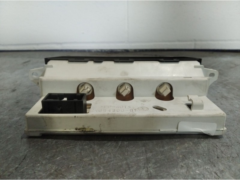 Recambio de pantalla multifuncion para citroen c3 1.1 referencia OEM IAM 9647409477  