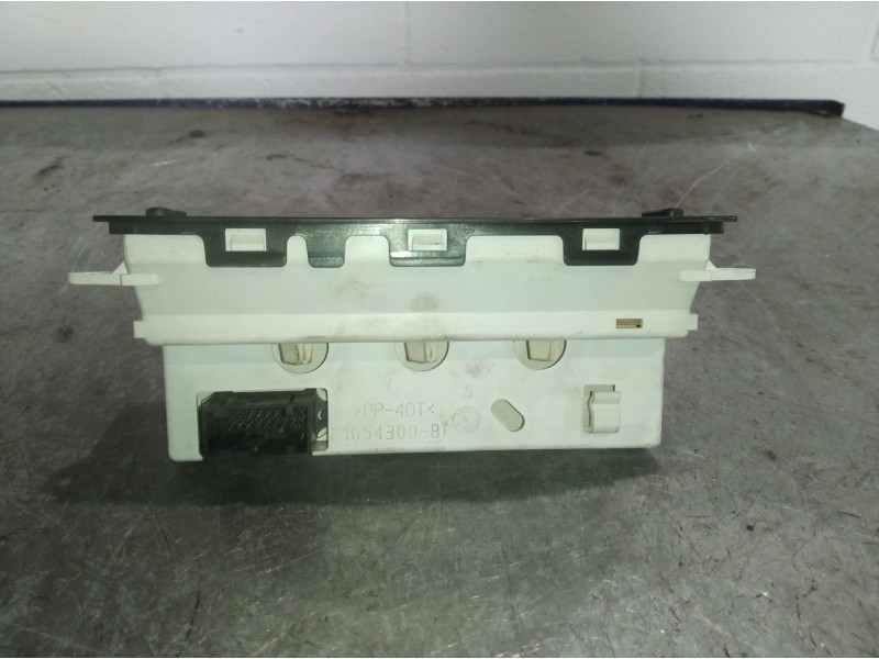 Recambio de pantalla multifuncion para citroen c3 1.1 referencia OEM IAM 9647409477  