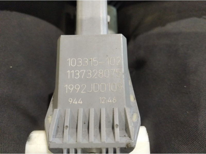 Recambio de motor elevalunas trasero derecho para citroen c5 berlina 2.0 hdi | 0.01 - 0.04 2.0 hdi | 0.01 - 0.04 referencia OEM 
