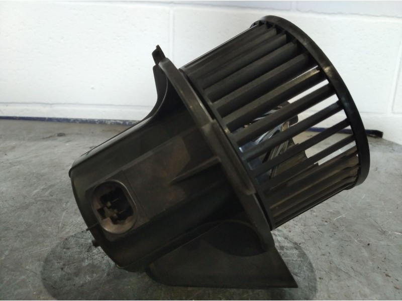 Recambio de motor calefaccion para peugeot 307 break/sw (s2)  | 0.05 - 0.08  | 0.05 - 0.08 referencia OEM IAM B9506  