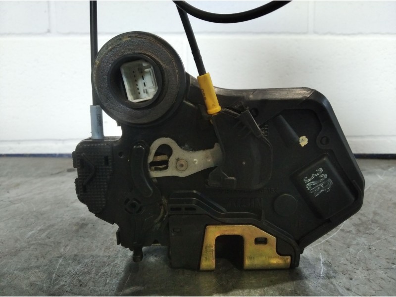 Recambio de cerradura puerta trasera derecha para toyota corolla (e12)  | 0.02 - 0.07  | 0.02 - 0.07 referencia OEM IAM   