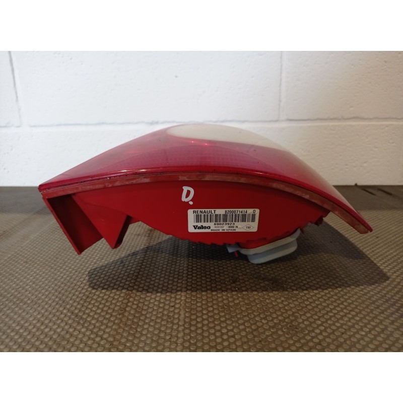 Recambio de piloto trasero derecho para renault clio ii fase ii (b/cb0) authentique | 0.01 - ... authentique | 0.01 - ... refere