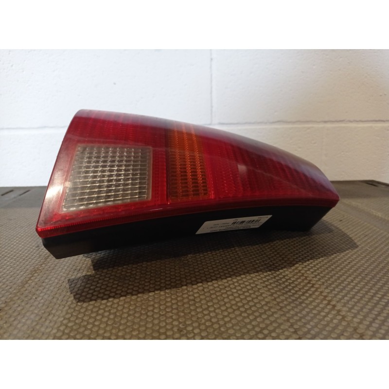 Recambio de piloto trasero izquierdo para volkswagen golf iv variant (1j5)  | 0.99 - 0.04 golf iv variant (1j5)  | 0.99 - 0.04 r