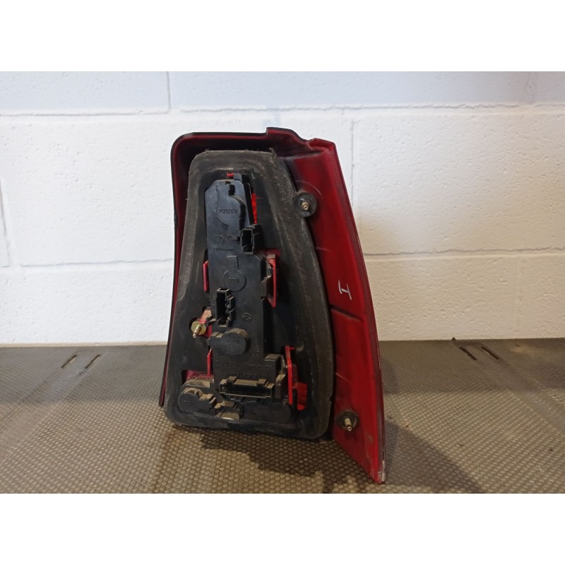 Recambio de piloto trasero izquierdo para volkswagen golf iv variant (1j5)  | 0.99 - 0.04 golf iv variant (1j5)  | 0.99 - 0.04 r