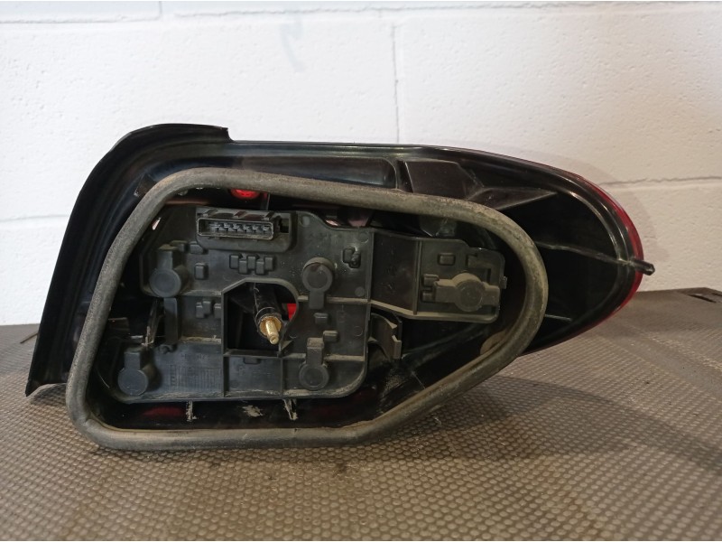 Recambio de piloto trasero izquierdo para citroen xsara 1.9 td lx referencia OEM IAM   