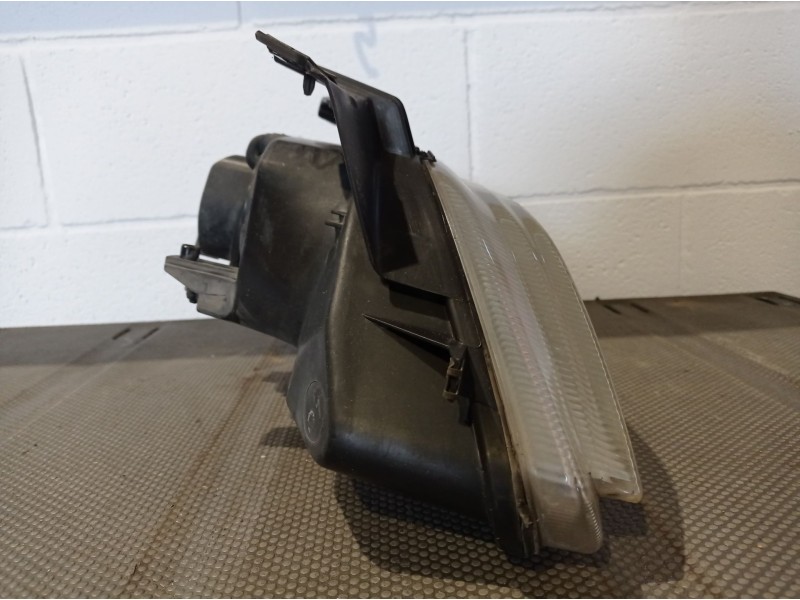 Recambio de faro izquierdo para citroen xsara 1.9 td lx referencia OEM IAM   