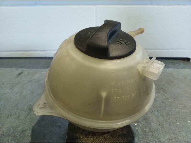 Recambio de deposito expansion para volkswagen passat referencia OEM IAM   