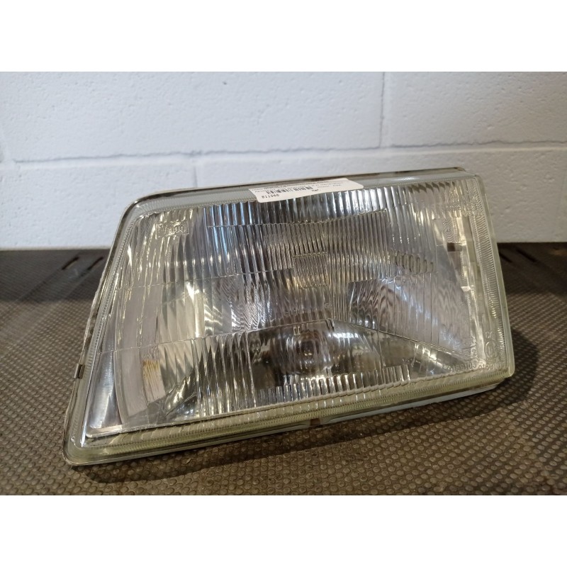 Recambio de faro izquierdo para peugeot 205 berlina 1.8 d generation | 09.95 - 12.98 1.8 d generation | 09.95 - 12.98 referencia