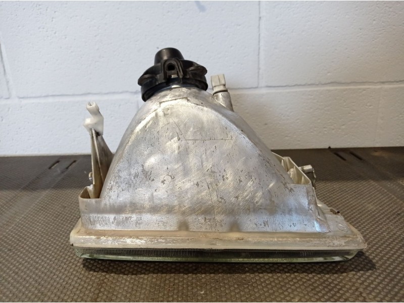 Recambio de faro izquierdo para peugeot 205 berlina 1.8 d generation | 09.95 - 12.98 1.8 d generation | 09.95 - 12.98 referencia