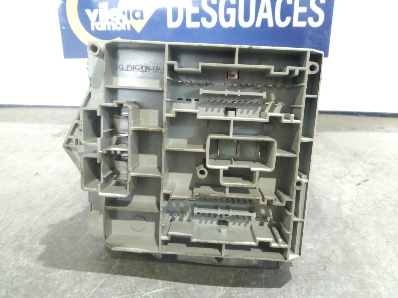 Recambio de caja reles fusibles para alfa romeo 147 (190) 1.6 16v cat | 0.00 - ... 1.6 16v cat | 0.00 - ... referencia OEM IAM  