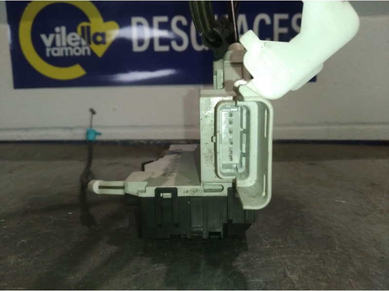 Recambio de cerradura puerta delantera derecha para peugeot 407 coupe  | 0.05 - ...  | 0.05 - ... referencia OEM IAM 9660702080E