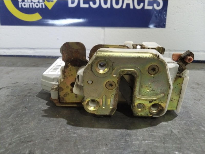 Recambio de cerradura puerta delantera izquierda para nissan primera berlina (p11)  | 0.96 - 0.99  | 0.96 - 0.99 referencia OEM 