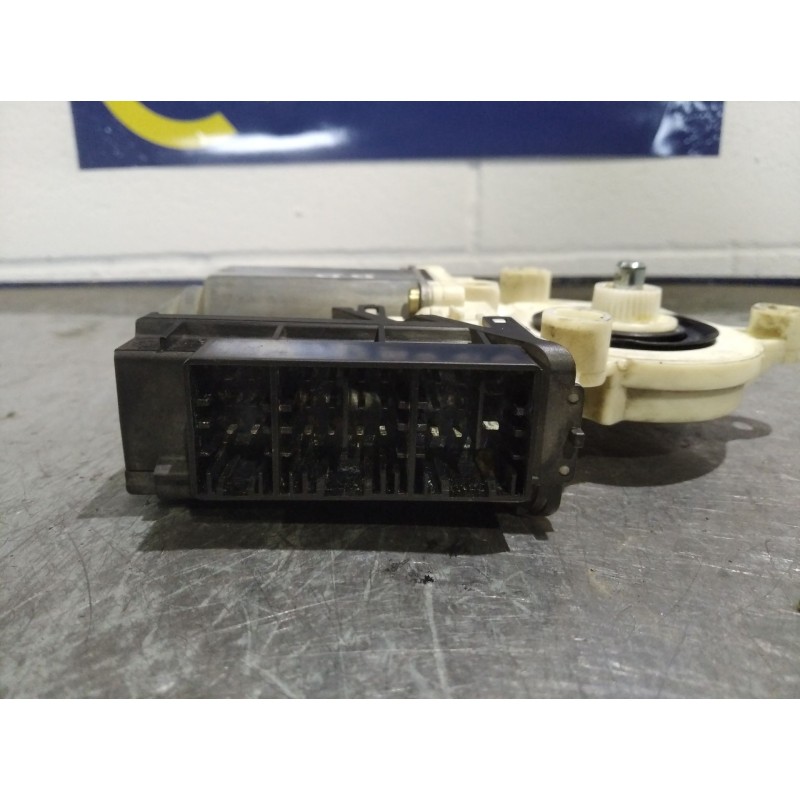 Recambio de motor elevalunas delantero derecho para seat ibiza (6l1) 1.4 16v | 0.02 - ... 1.4 16v | 0.02 - ... referencia OEM IA