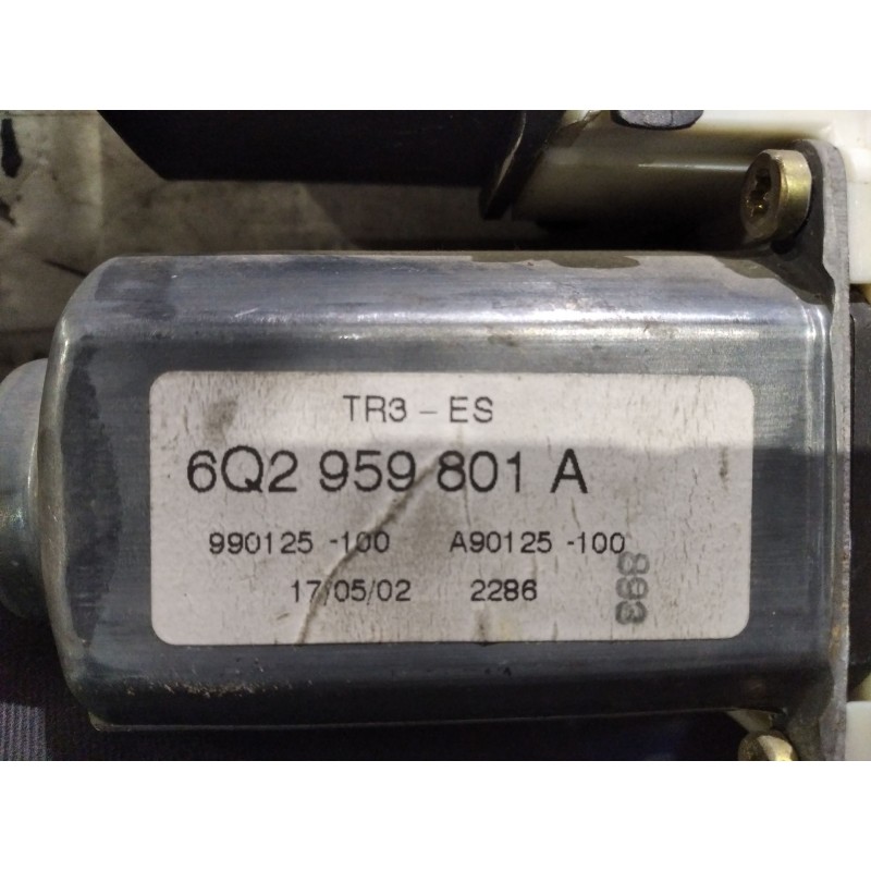 Recambio de motor elevalunas delantero derecho para seat ibiza (6l1) 1.4 16v | 0.02 - ... 1.4 16v | 0.02 - ... referencia OEM IA