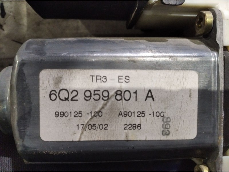 Recambio de motor elevalunas delantero derecho para seat ibiza (6l1) 1.4 16v | 0.02 - ... 1.4 16v | 0.02 - ... referencia OEM IA