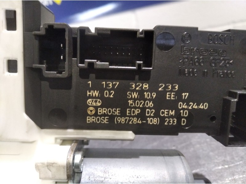 Recambio de motor elevalunas delantero derecho para peugeot 407 coupe  | 0.05 - ...  | 0.05 - ... referencia OEM IAM 1137328233 