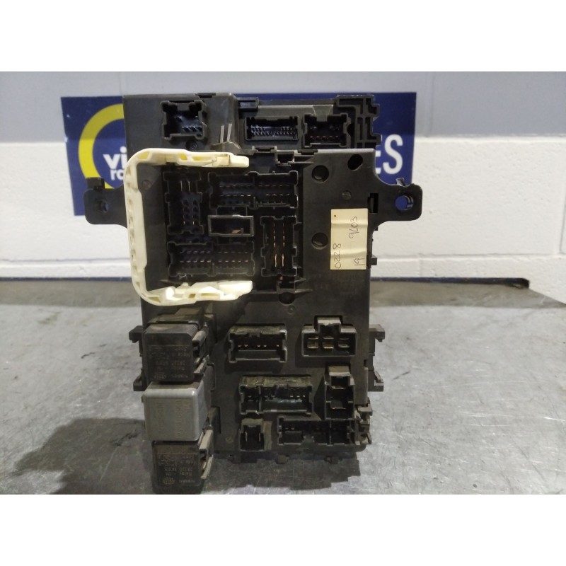 Recambio de caja reles fusibles para nissan primera berlina (p11)  | 0.96 - 0.99  | 0.96 - 0.99 referencia OEM IAM 5WK48542  